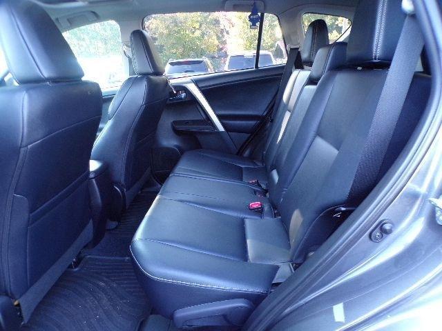 Toyota RAV4 AWD 4dr Limited (Natl) 2015
