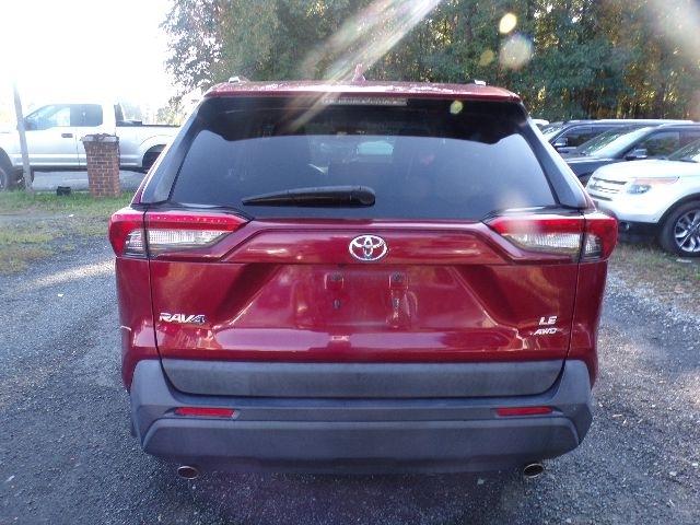 Toyota RAV4 LE AWD (Natl) 2019