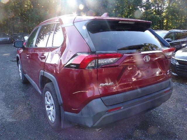 Toyota RAV4 LE AWD (Natl) 2019