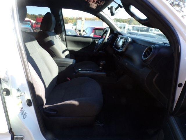 Toyota Tacoma TRD Off Road Double Cab 6' Bed V6 4x4 AT (Natl) 2017