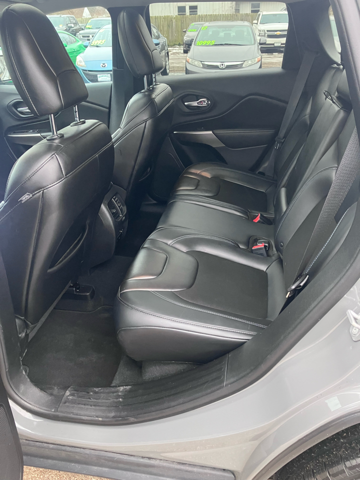 Jeep Cherokee Latitude Plus 4WD 2019