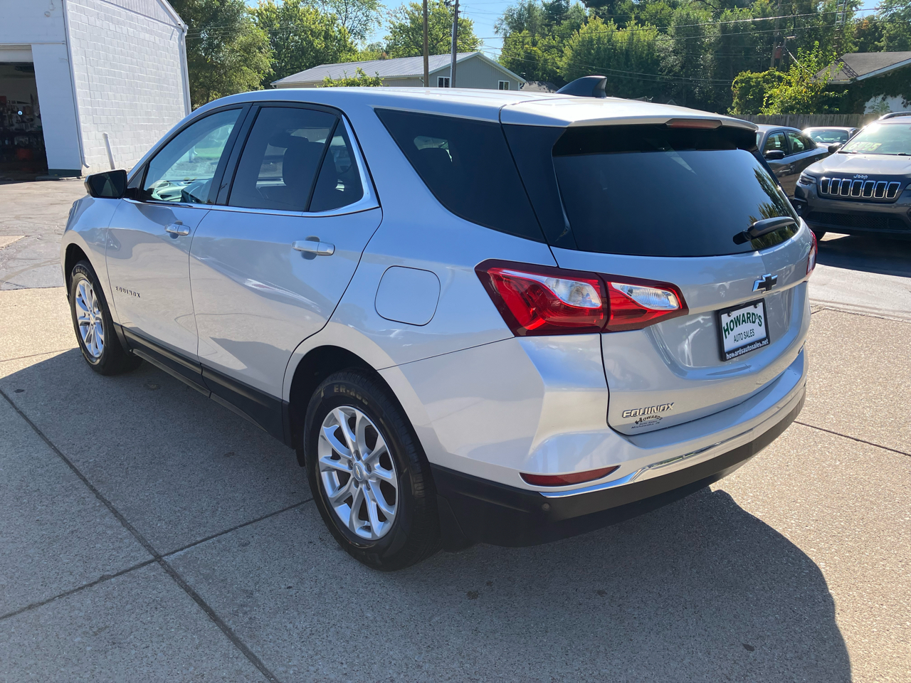 2020 Chevrolet Equinox LT photo 4