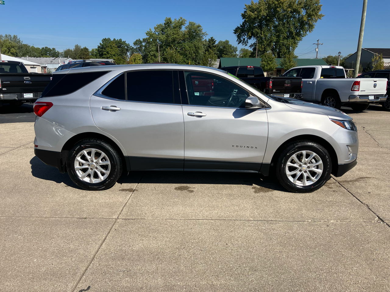 2020 Chevrolet Equinox LT photo 7