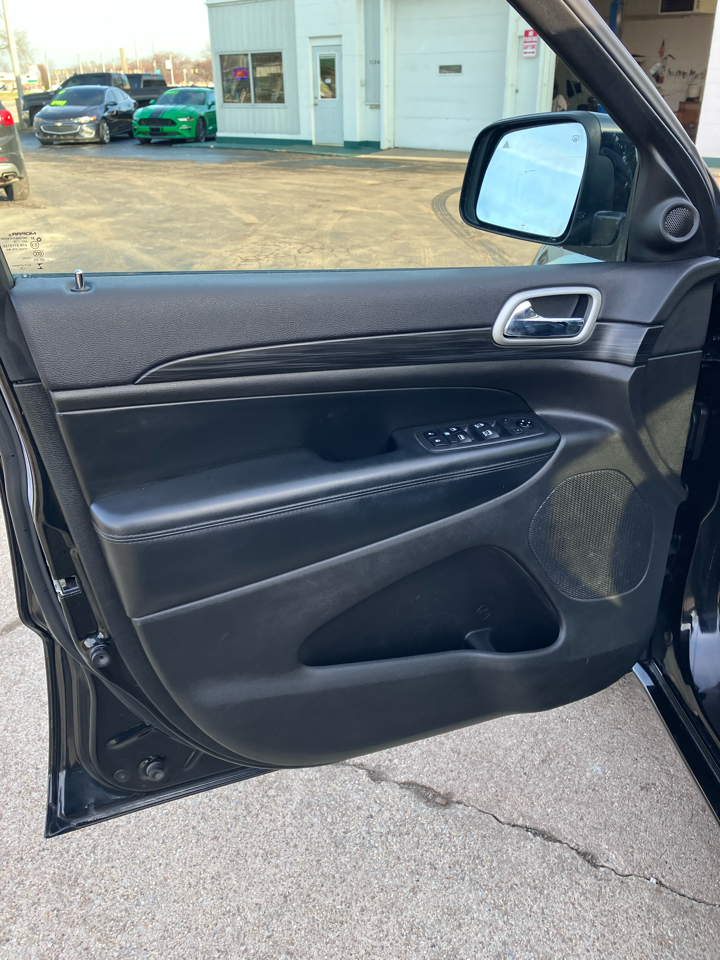 Jeep Grand Cherokee Laredo 4WD 2019