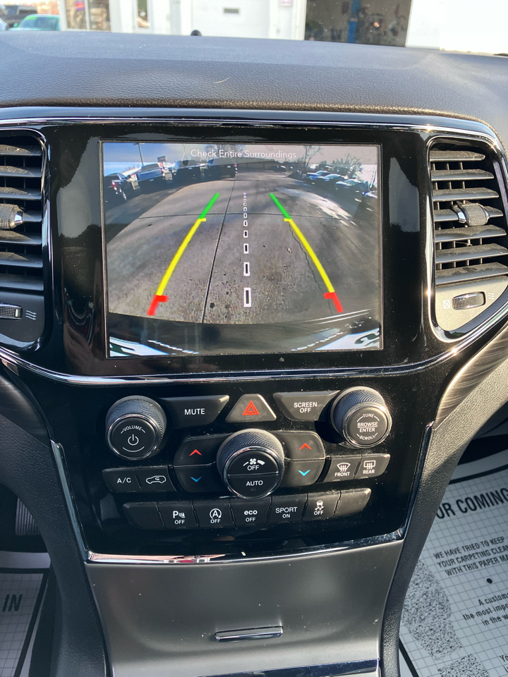 Jeep Grand Cherokee Laredo 4WD 2019