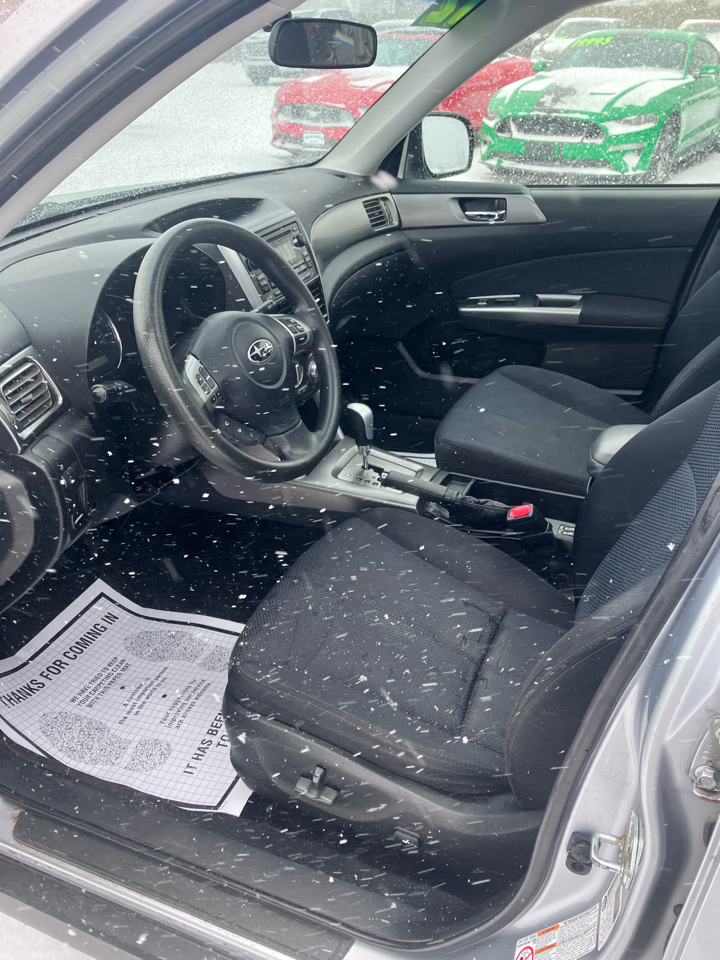 Subaru Forester 2.5X Premium 2012