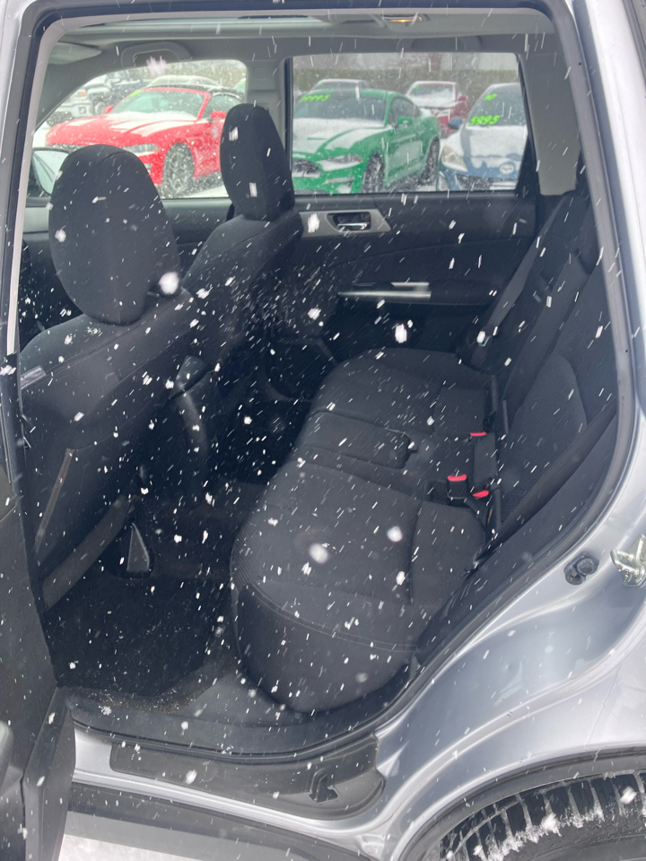 Subaru Forester 2.5X Premium 2012