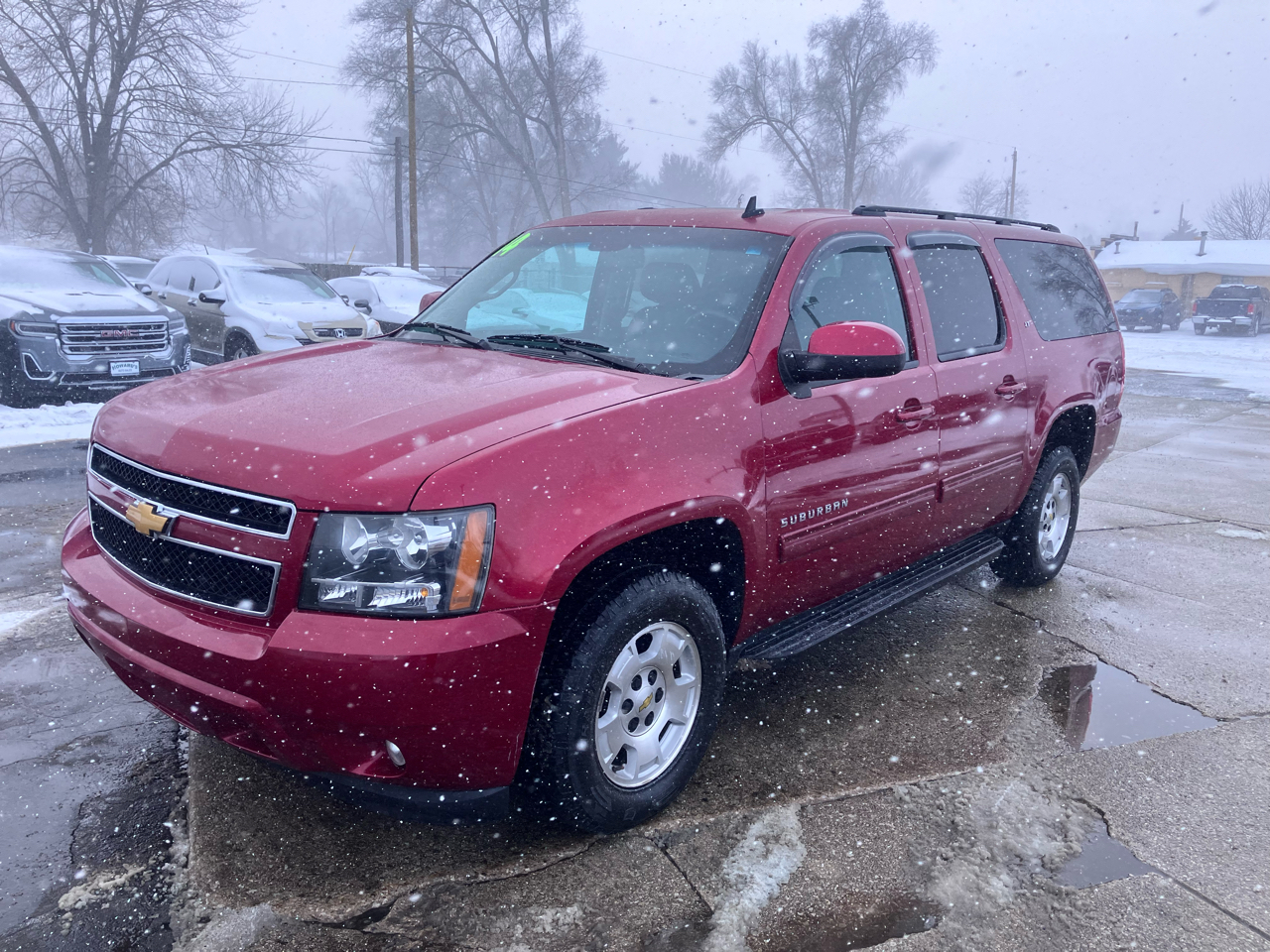 Chevrolet Suburban LT 1500 4WD 2014