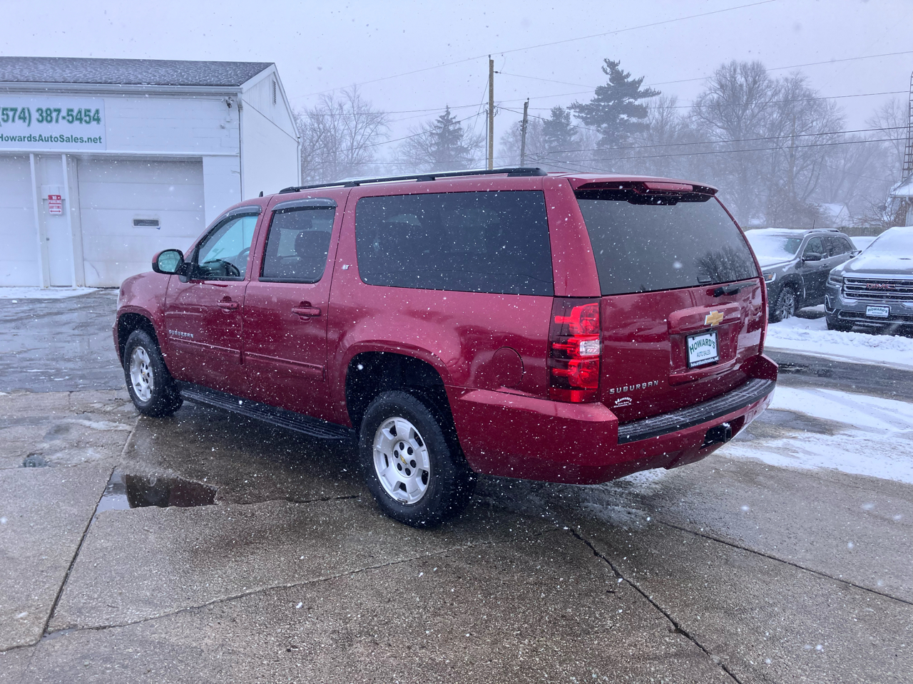 Chevrolet Suburban LT 1500 4WD 2014