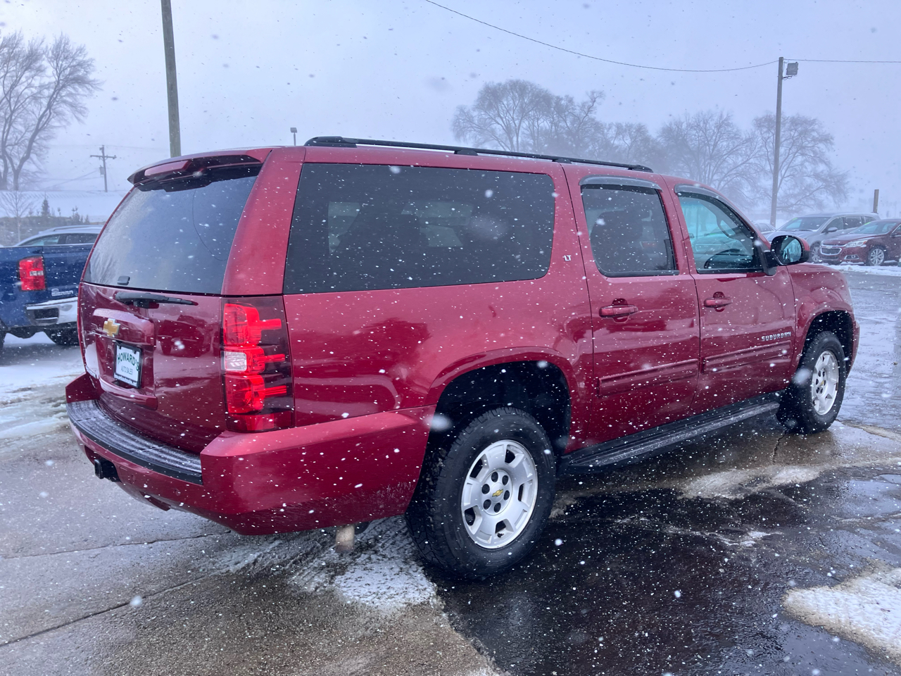 Chevrolet Suburban LT 1500 4WD 2014