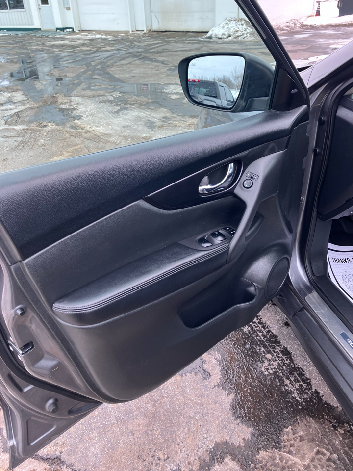 Nissan Rogue SV AWD 2018