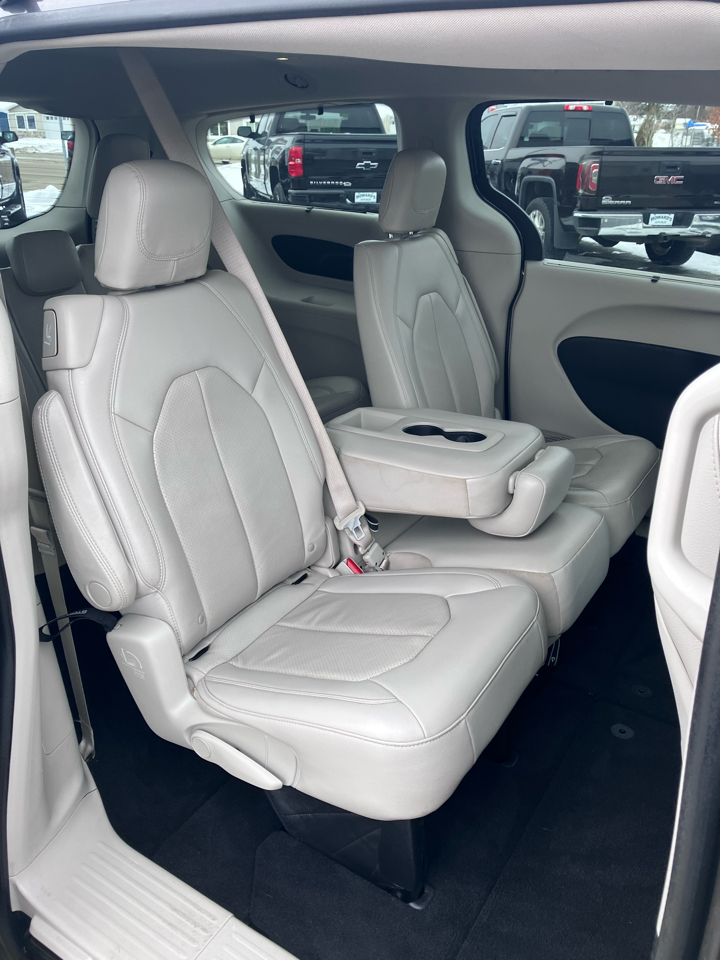 Chrysler Pacifica Touring-L 2018