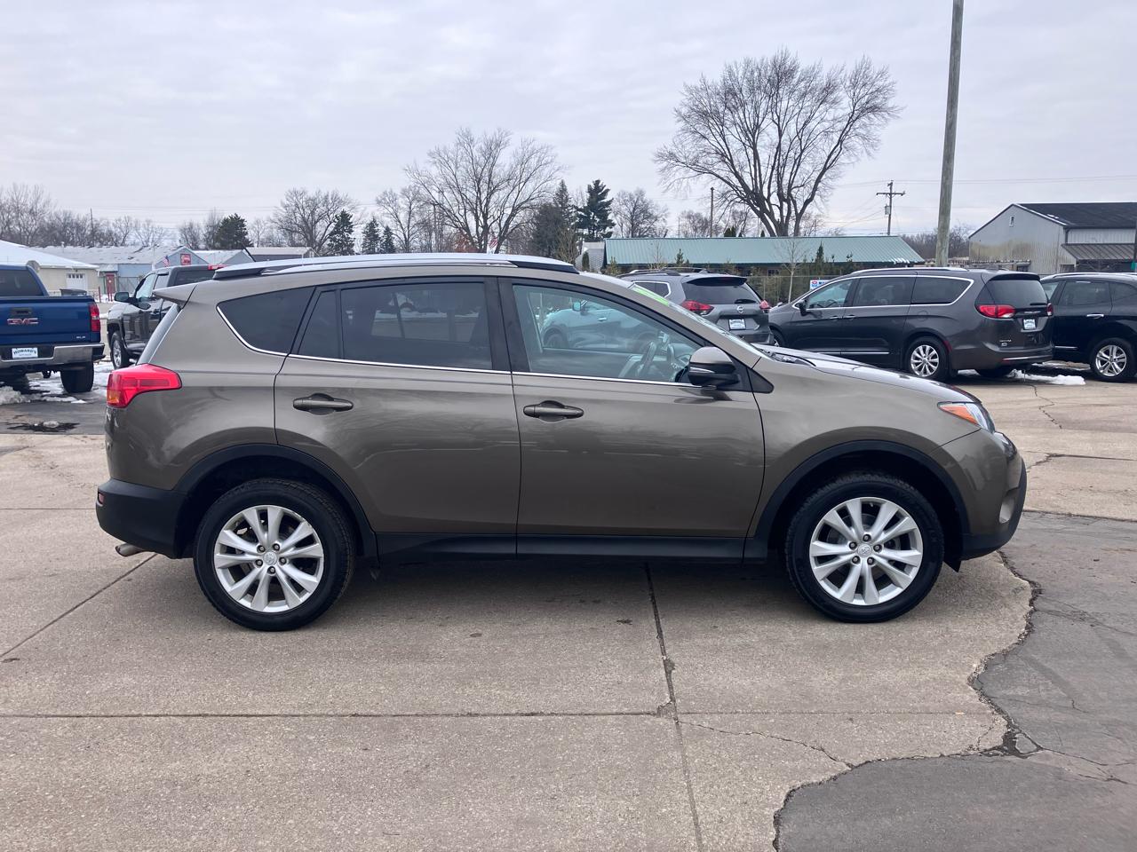 Toyota RAV4 Limited AWD 2013