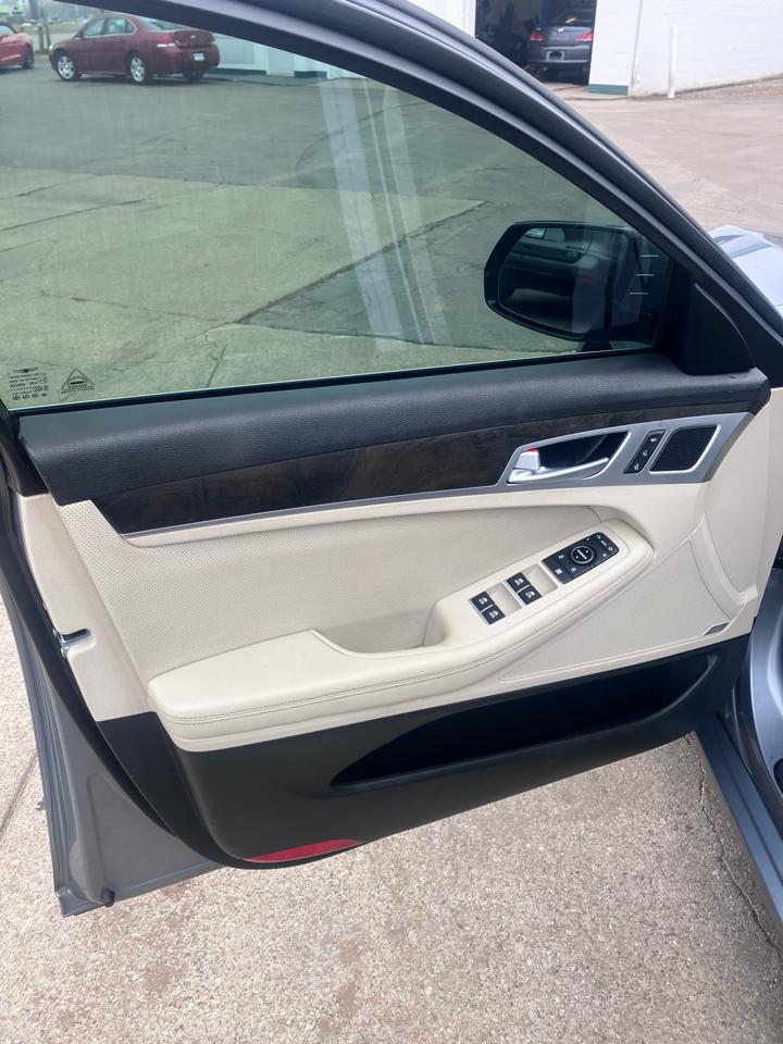 Genesis G80 3.8 2017