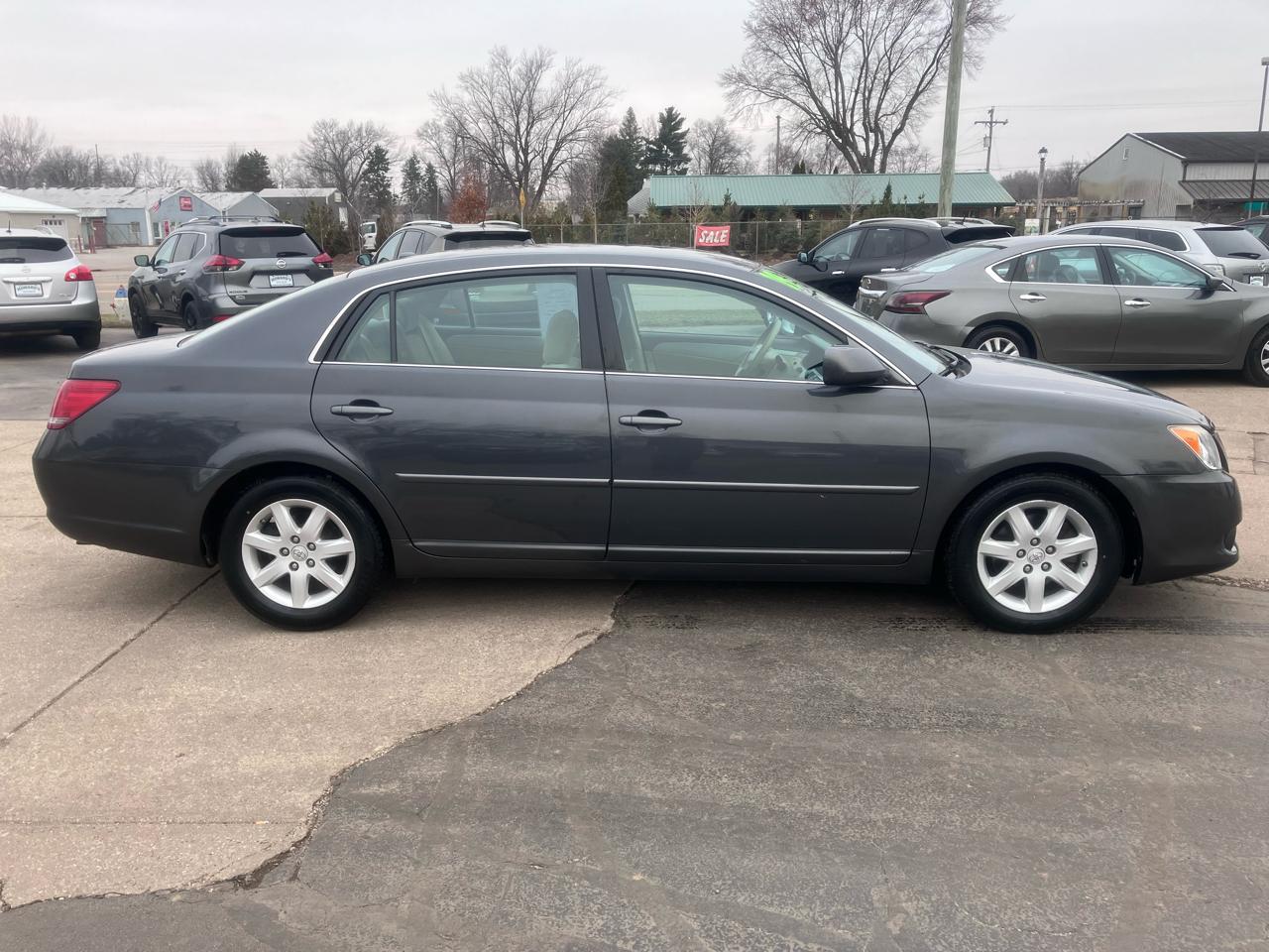 Toyota Avalon Limited 2009