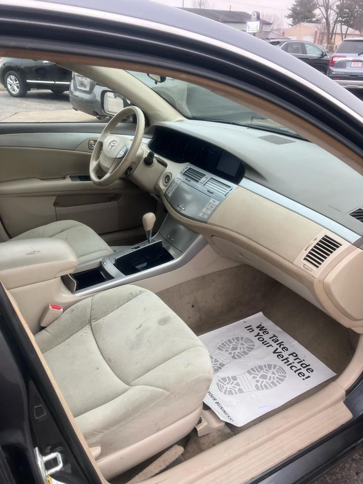 Toyota Avalon Limited 2009
