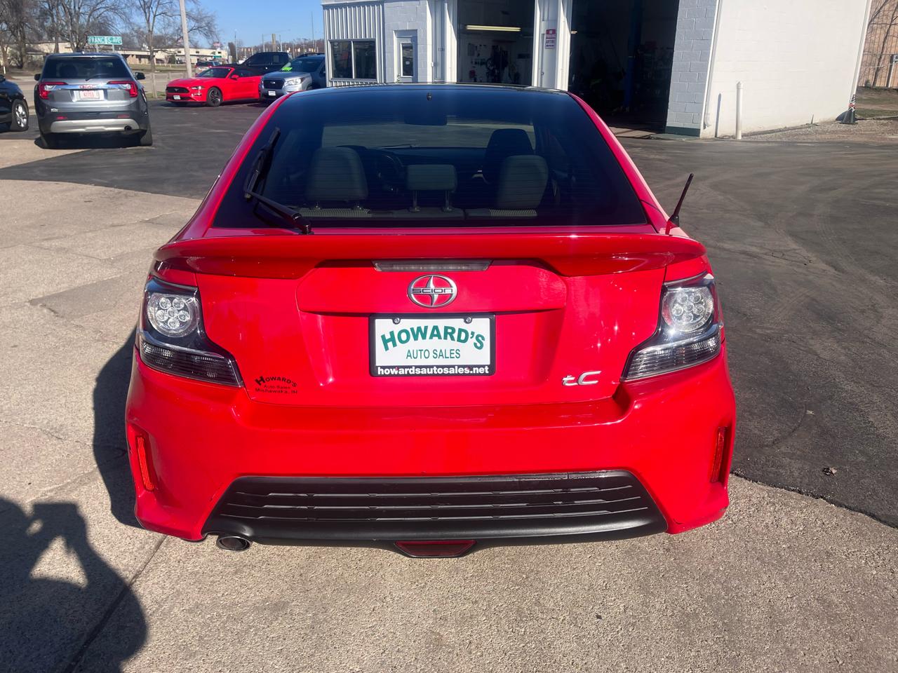 Scion tC Sports Coupe 6-Spd AT 2016