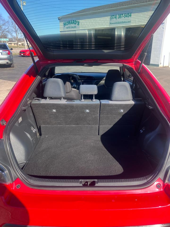 Scion tC Sports Coupe 6-Spd AT 2016