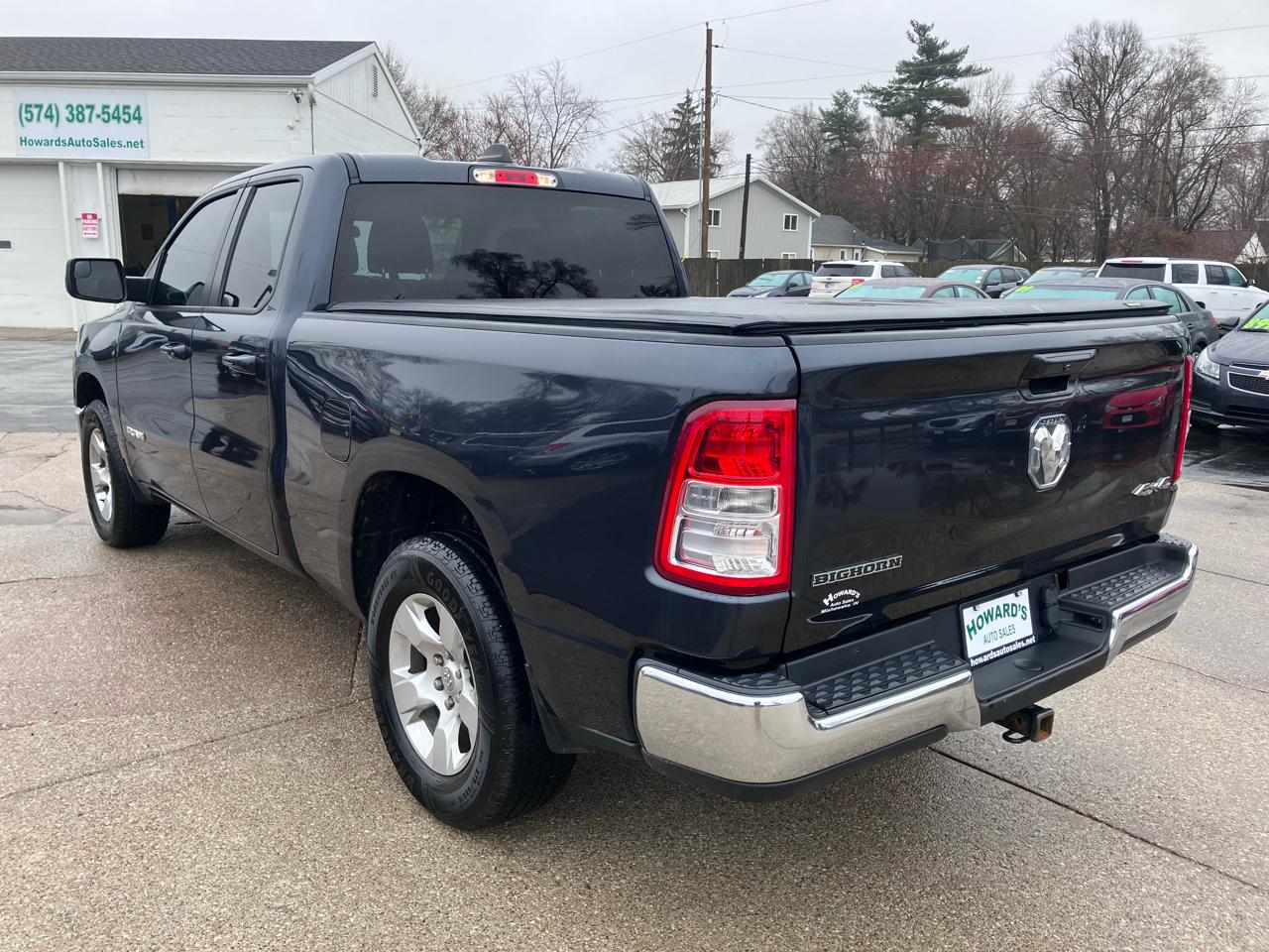 RAM 1500 Big Horn Quad Cab 4WD 2021