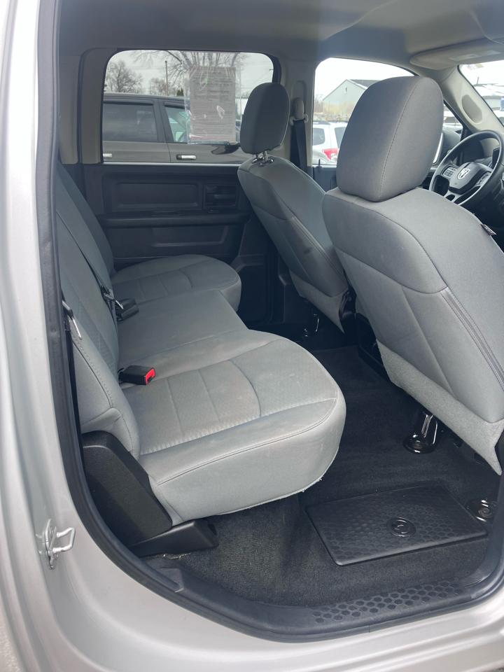 RAM 1500 Tradesman Crew Cab SWB 4WD 2014