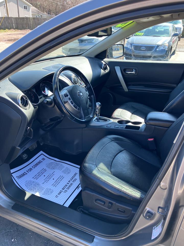 Nissan Rogue S AWD 2013