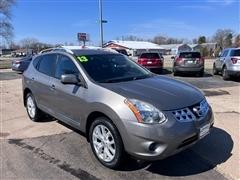 2013 Nissan Rogue 