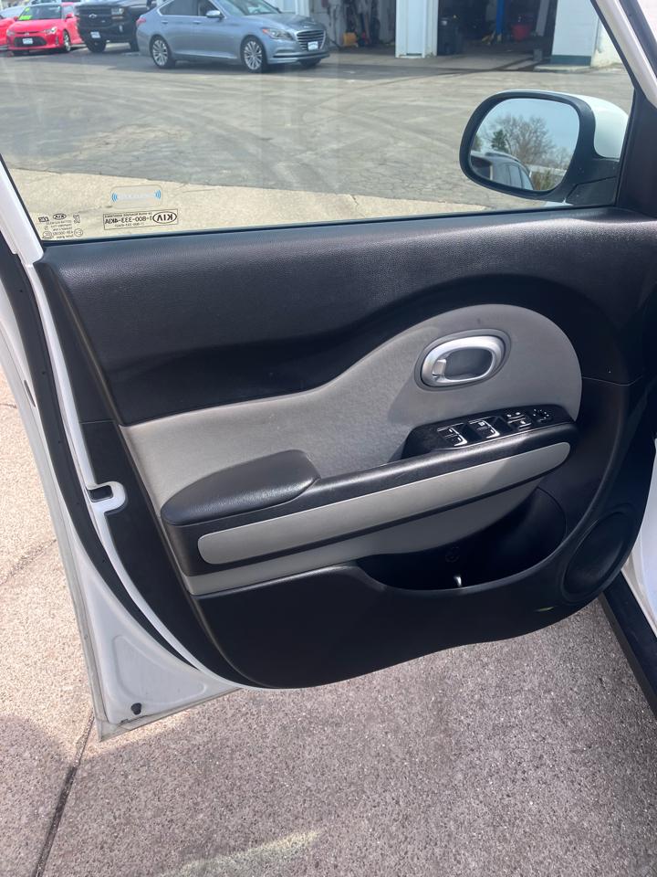 Kia Soul Base 6M 2017