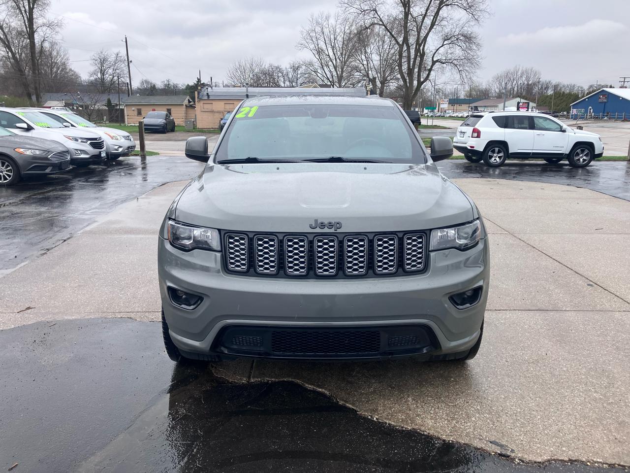 Jeep Grand Cherokee Laredo E 4WD 2021