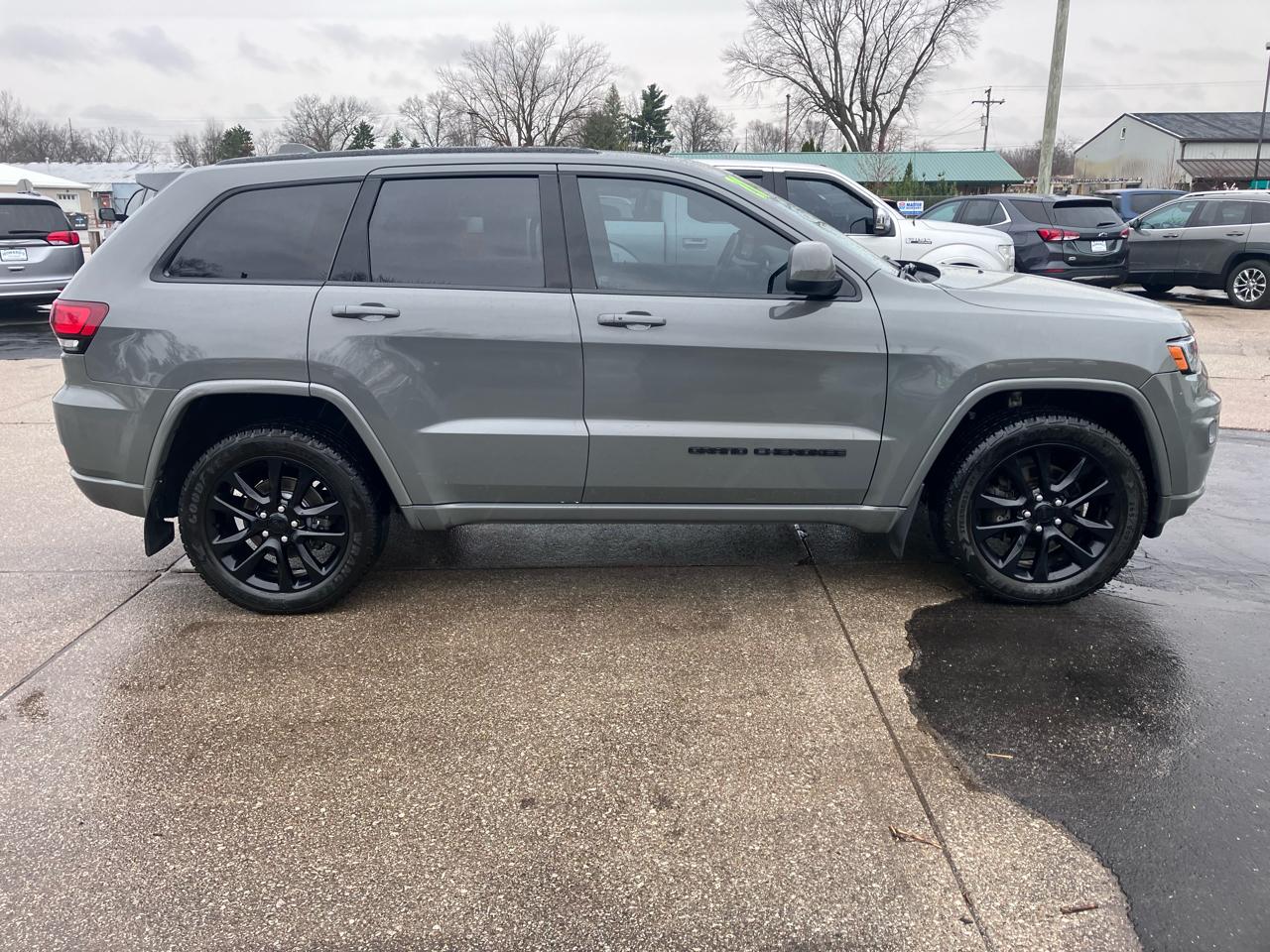 Jeep Grand Cherokee Laredo E 4WD 2021