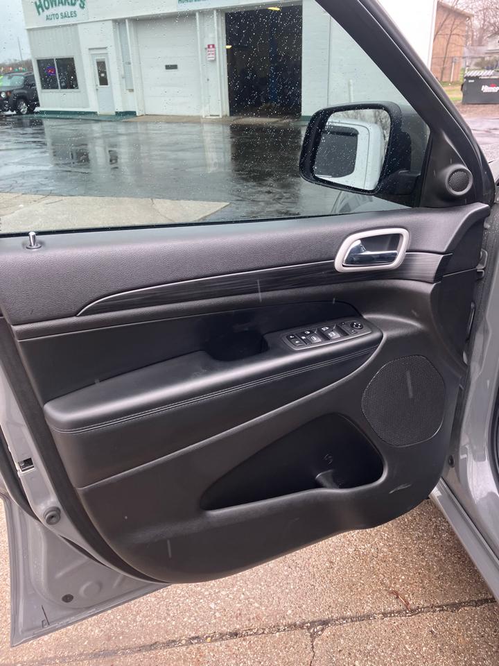 Jeep Grand Cherokee Laredo E 4WD 2021