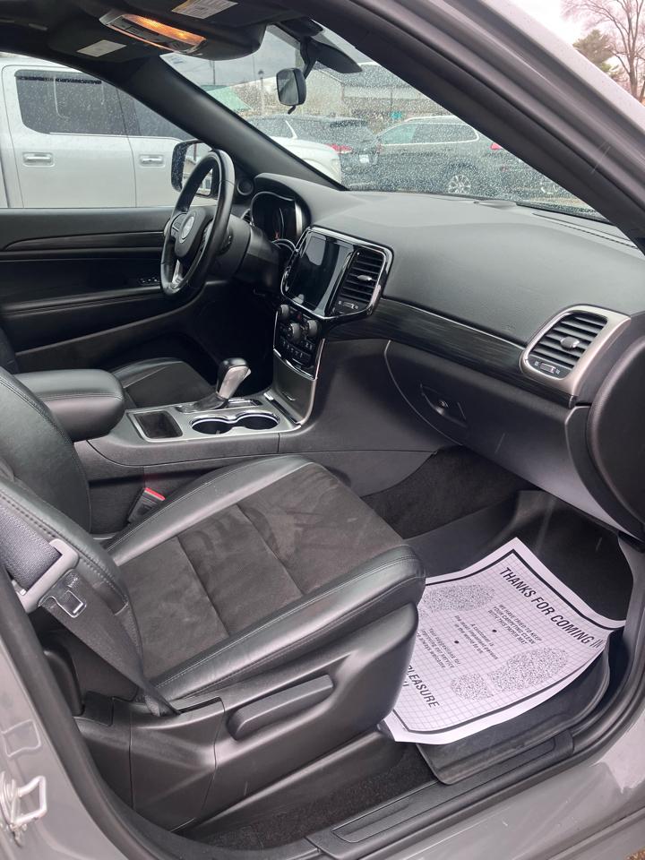 Jeep Grand Cherokee Laredo E 4WD 2021