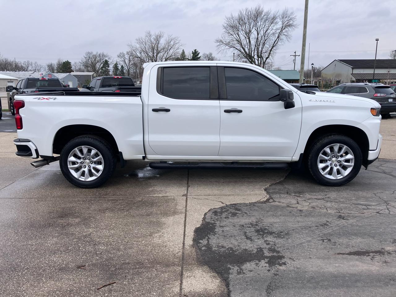 Chevrolet Silverado 1500 Custom Crew Cab Short Box 4WD 2019