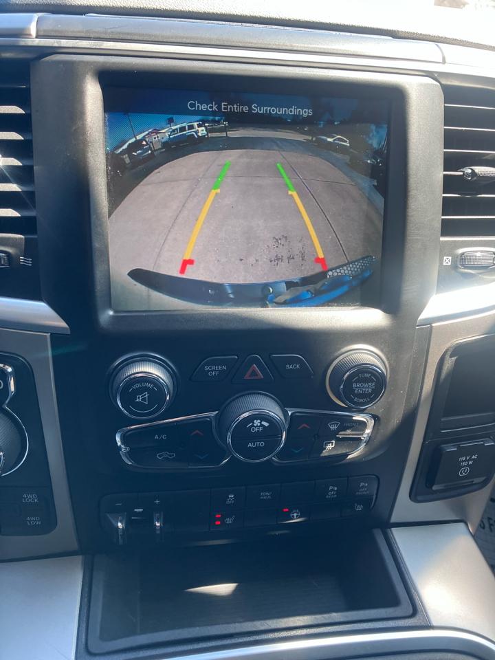 RAM 1500 SLT Crew Cab SWB 4WD 2016