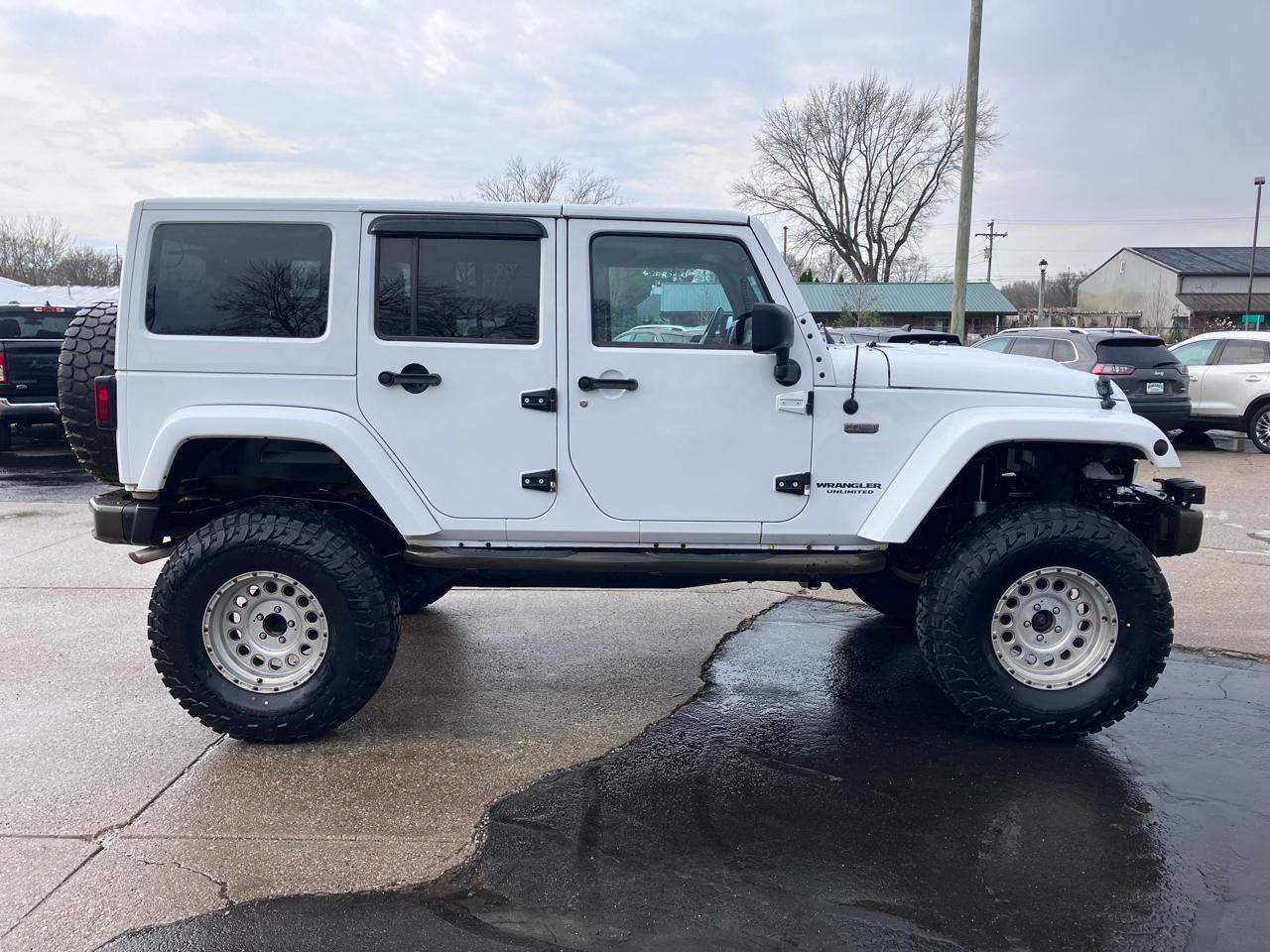 Jeep Wrangler Unlimited Sahara 4WD 2016