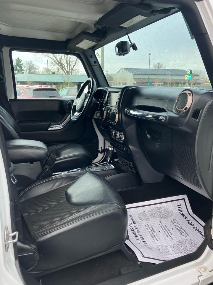 Jeep Wrangler Unlimited Sahara 4WD 2016