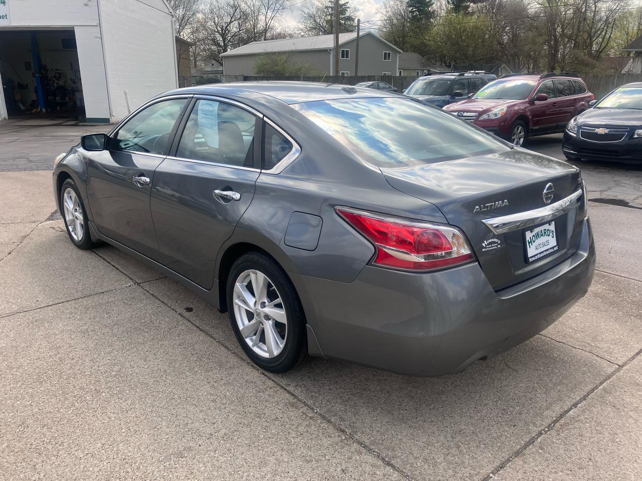 Nissan Altima 2.5 SV 2015