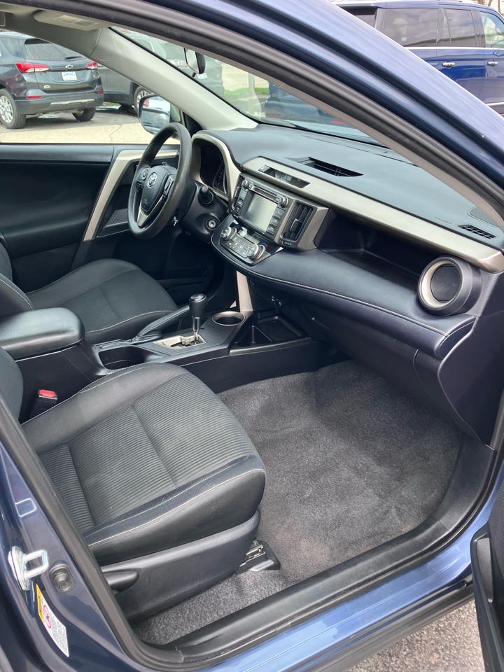 Toyota RAV4 XLE AWD 2013