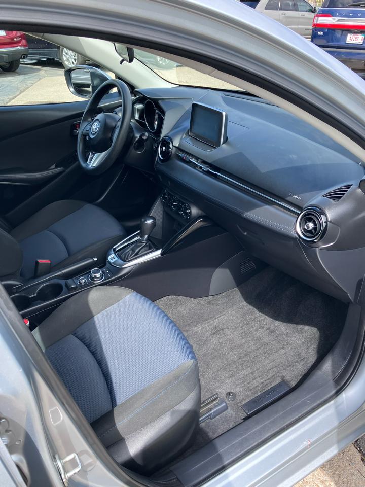 Toyota Yaris iA 6A 2018