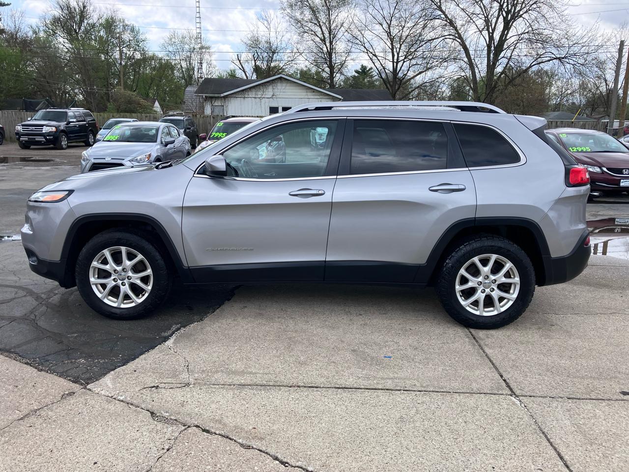 Jeep Cherokee Latitude 4WD 2014