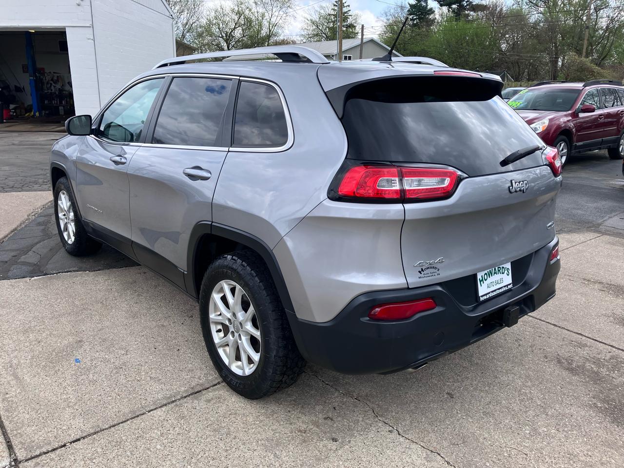 Jeep Cherokee Latitude 4WD 2014