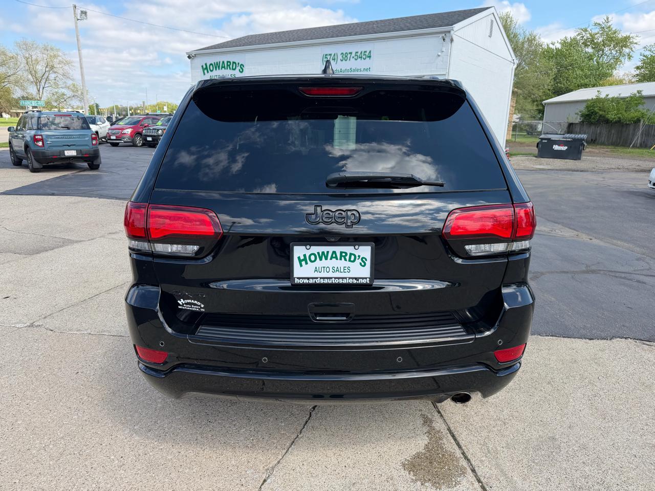 Jeep Grand Cherokee Laredo 4WD 2018