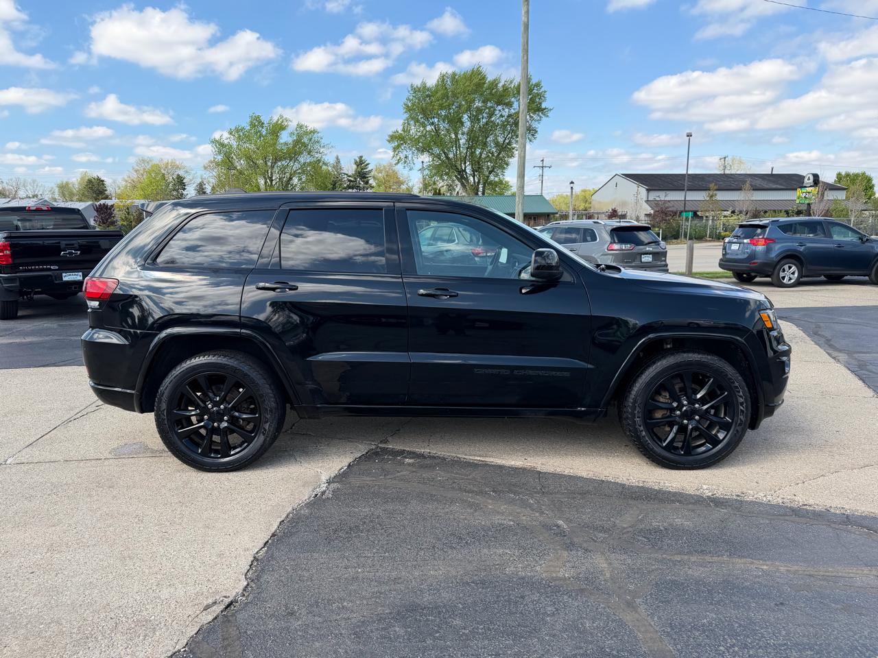 Jeep Grand Cherokee Laredo 4WD 2018