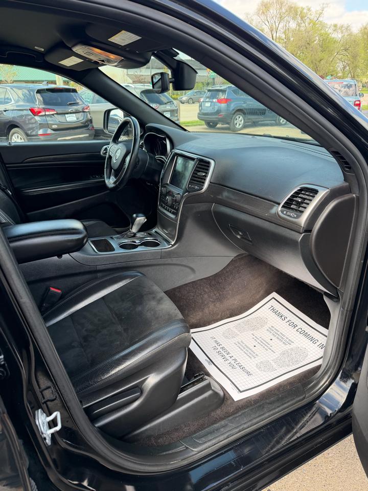 Jeep Grand Cherokee Laredo 4WD 2018