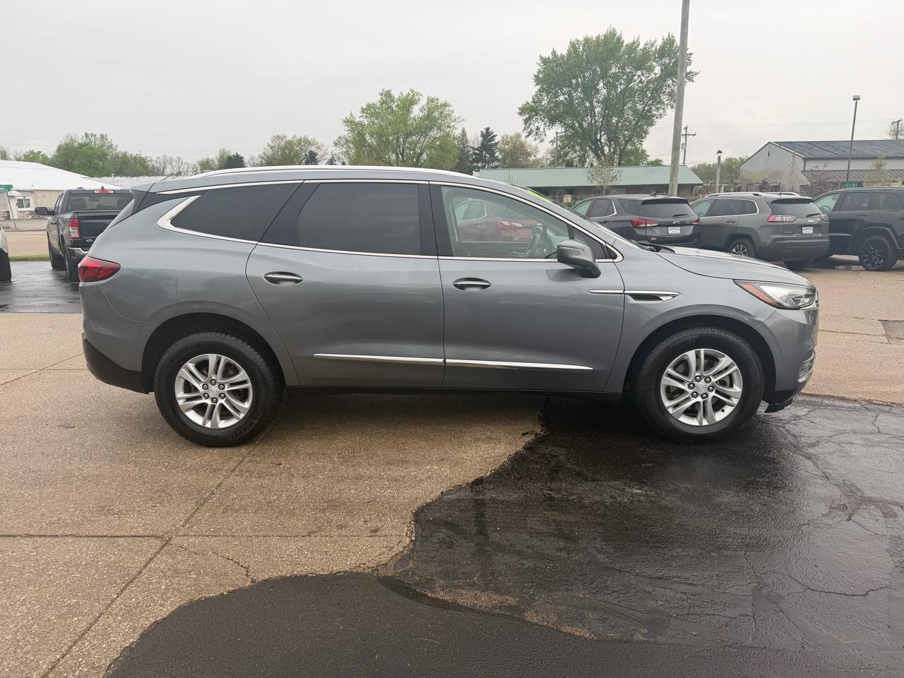 Buick Enclave Essence AWD 2018