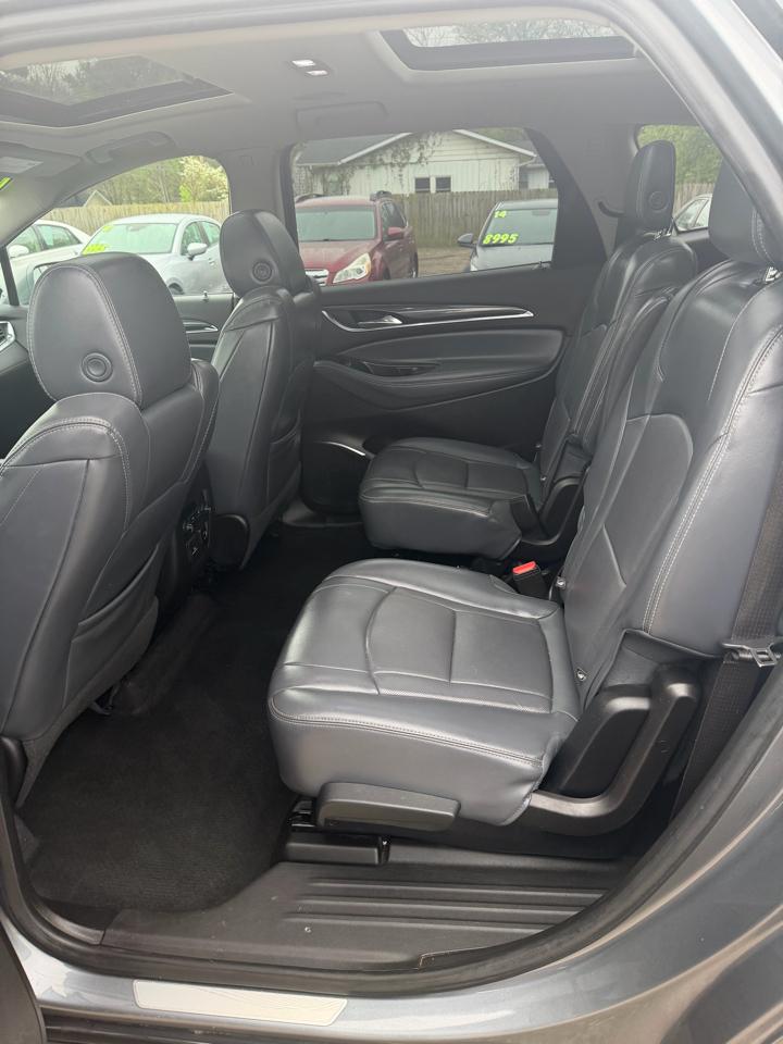 Buick Enclave Essence AWD 2018