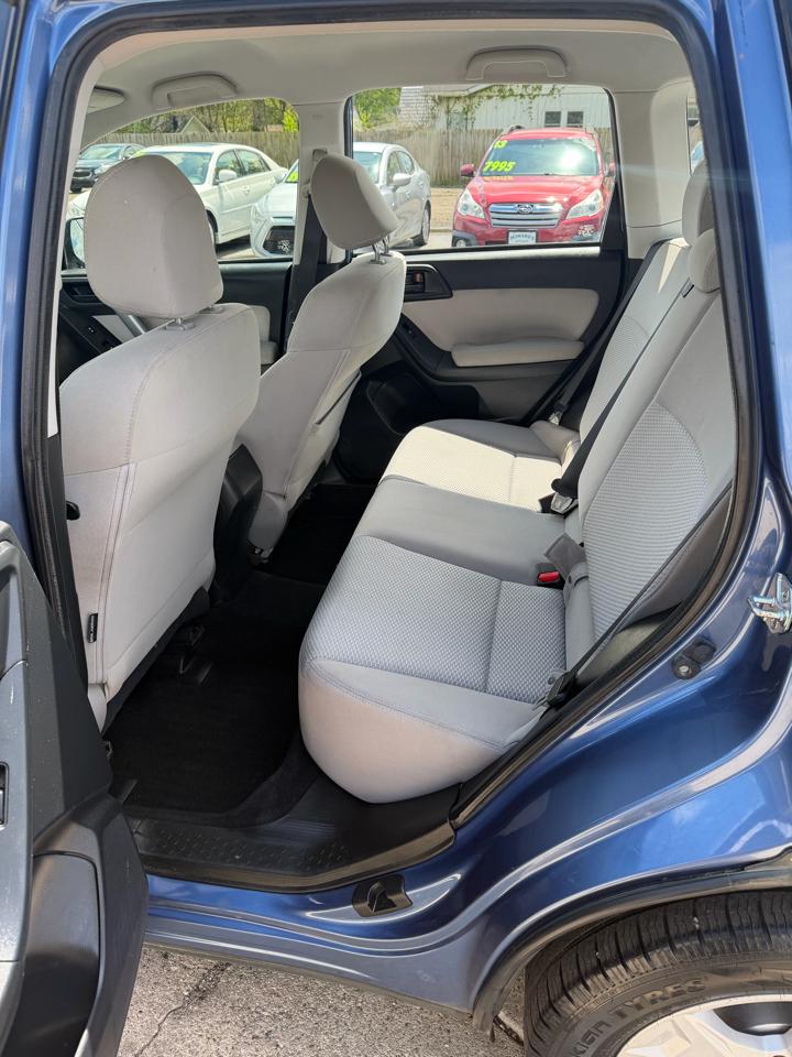 Subaru Forester 2.5i Premium PZEV CVT 2016