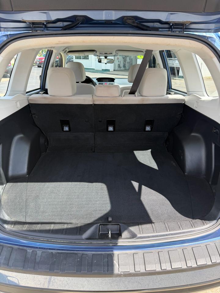 Subaru Forester 2.5i Premium PZEV CVT 2016