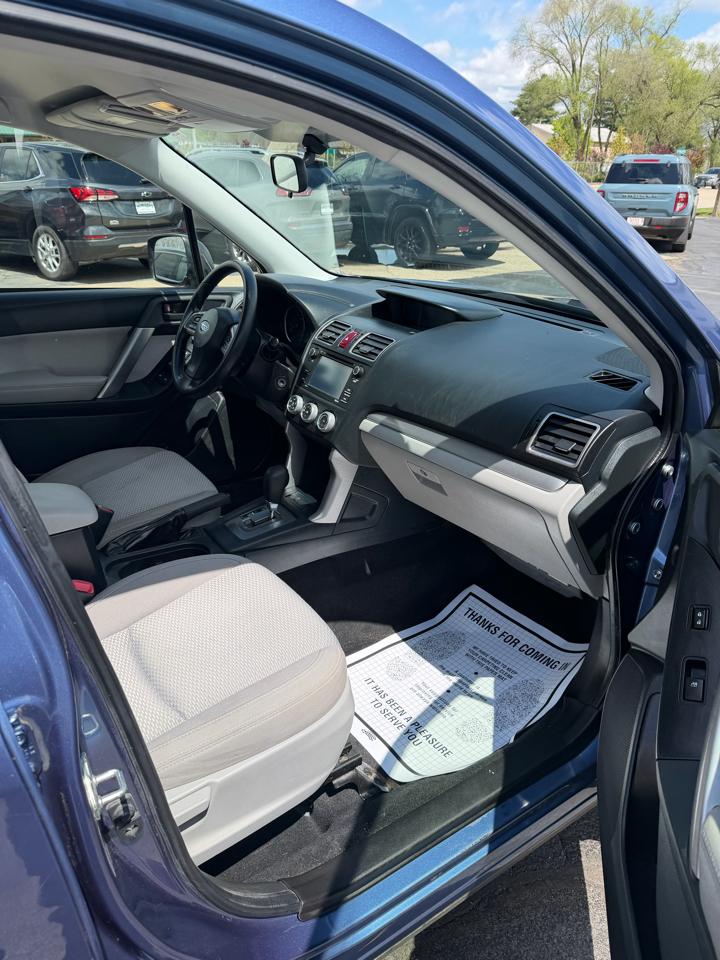 Subaru Forester 2.5i Premium PZEV CVT 2016