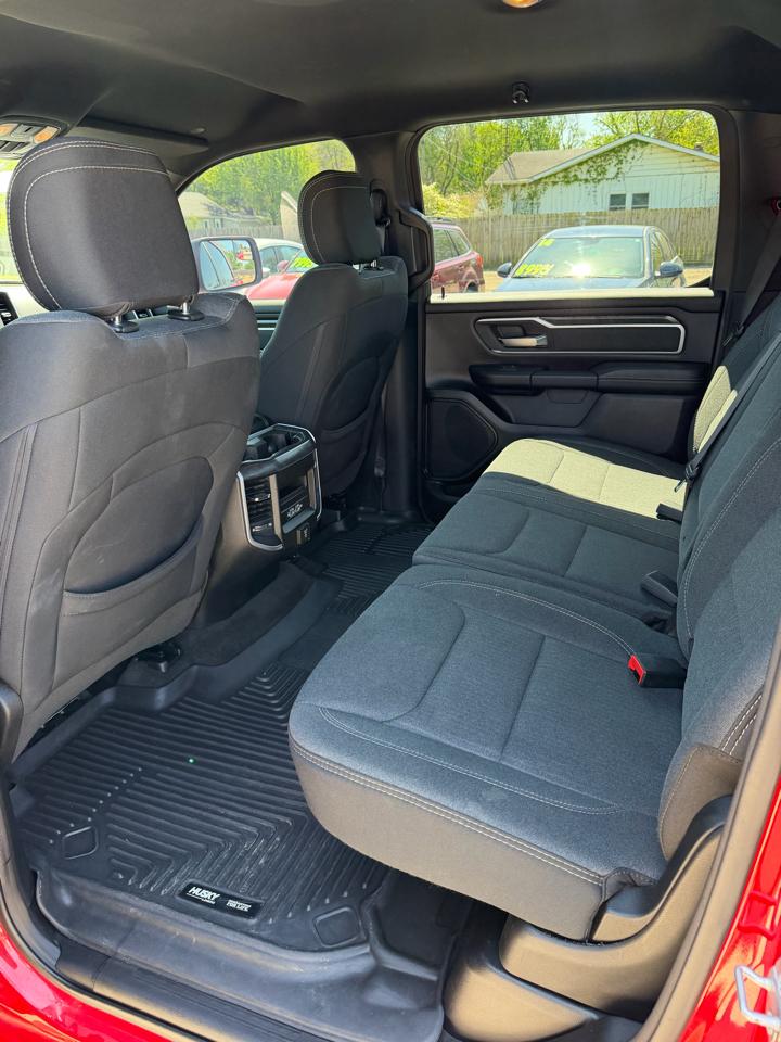 RAM 1500 Big Horn Crew Cab SWB 4WD 2020