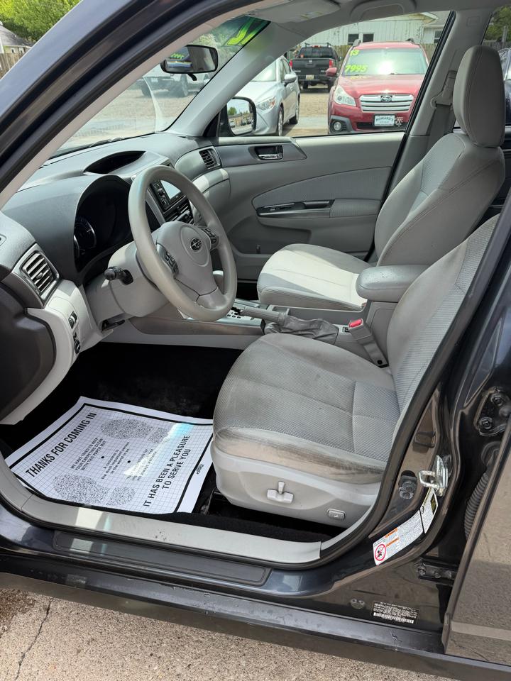 Subaru Forester 2.5X Premium 2012